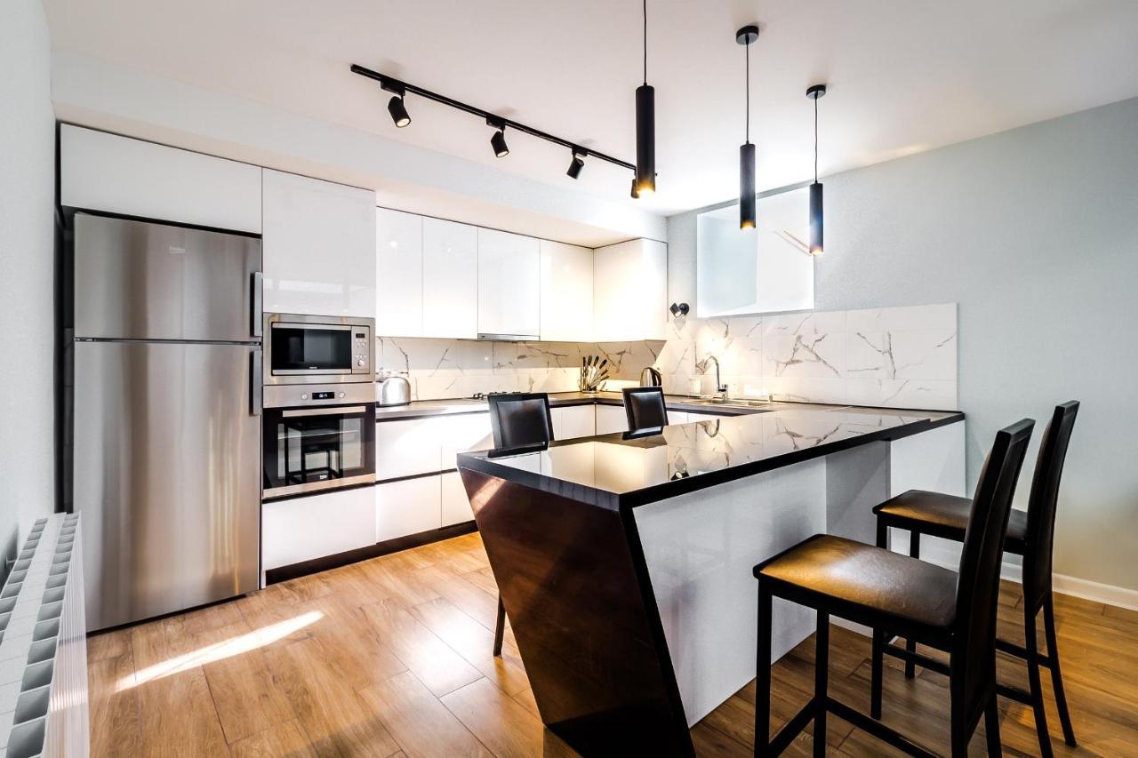 Modern Apartment In Old Tbilisi Esterno foto