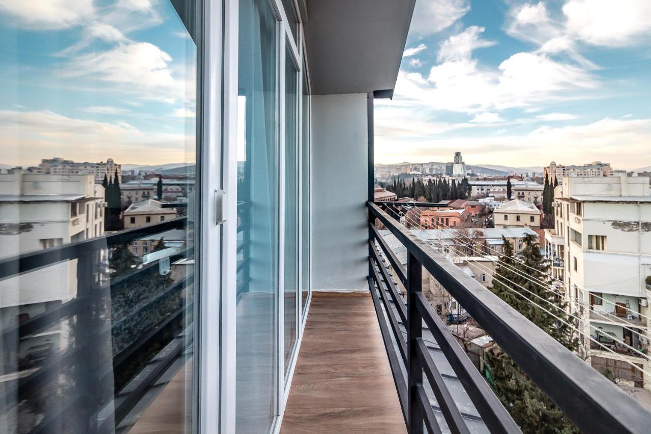 Modern Apartment In Old Tbilisi Esterno foto