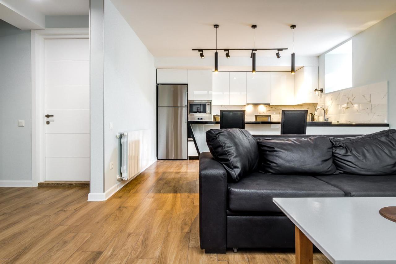 Modern Apartment In Old Tbilisi Esterno foto