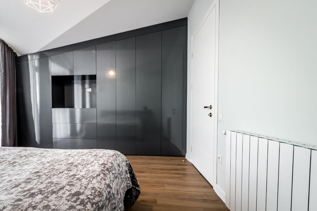 Modern Apartment In Old Tbilisi Esterno foto