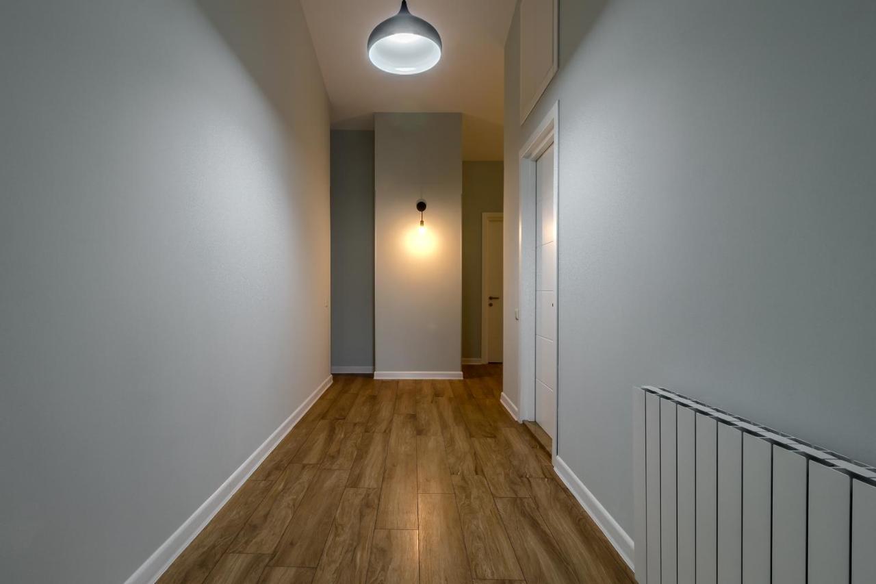 Modern Apartment In Old Tbilisi Esterno foto