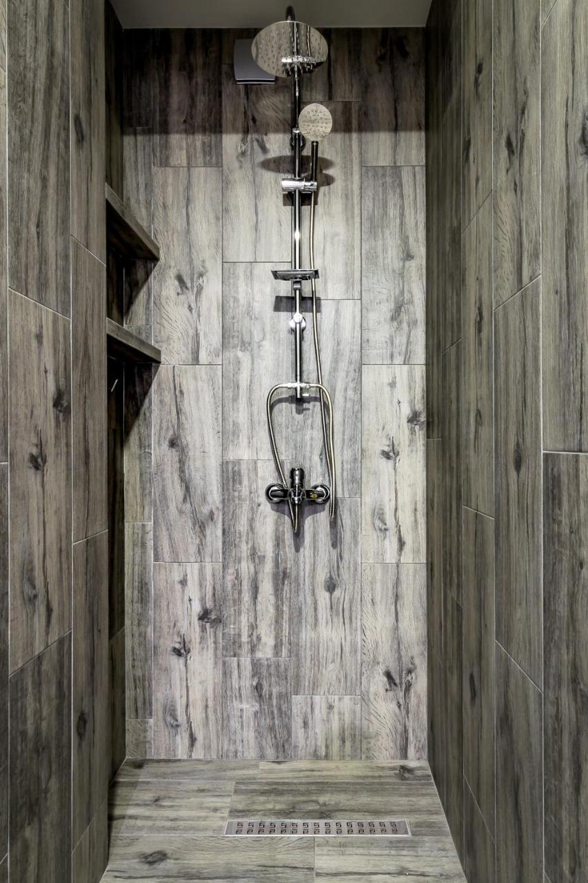 Modern Apartment In Old Tbilisi Esterno foto